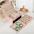 Porta-Joias Luxo em Couro com Chave – Organize Suas Joias com Elegância e Segurança